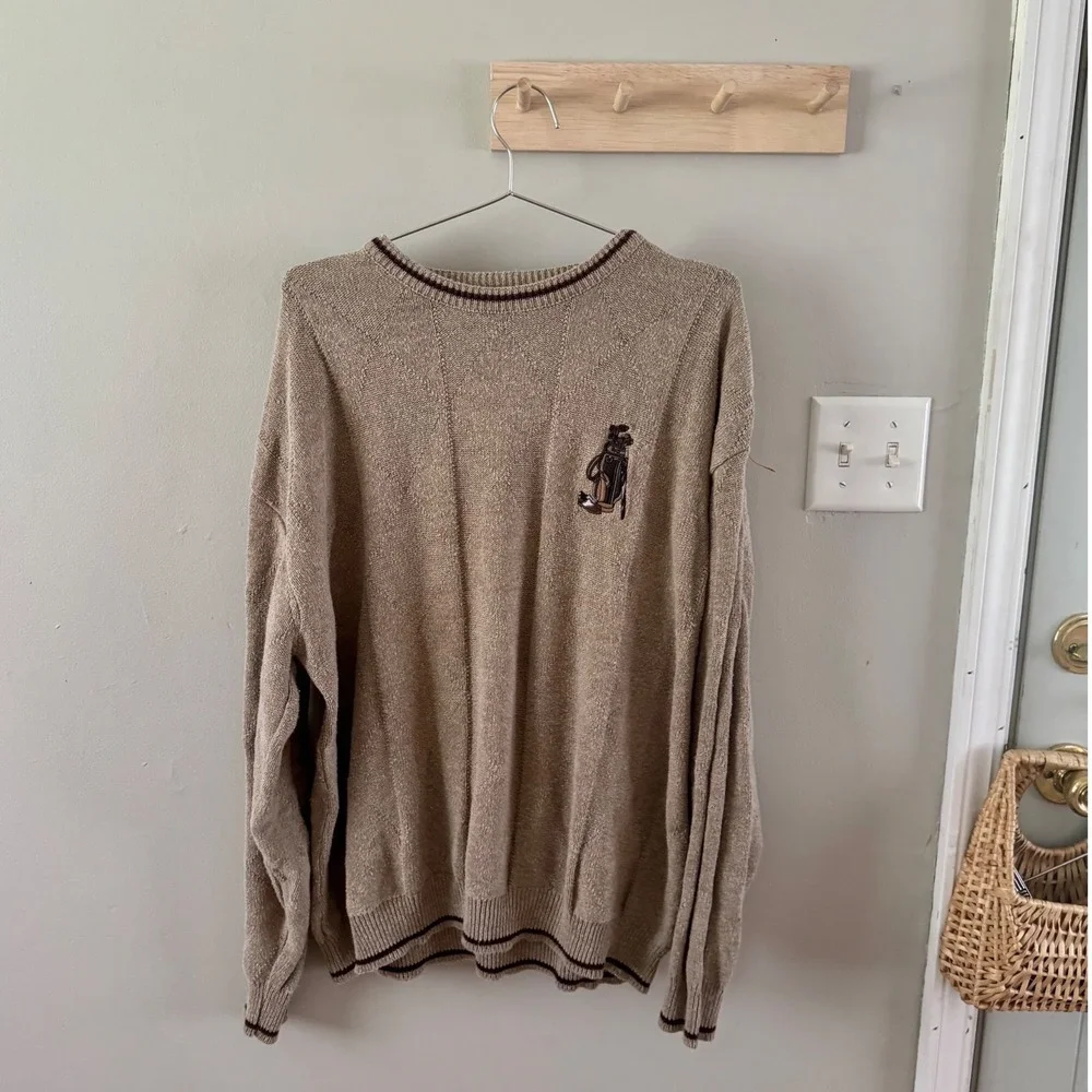 Vntg. 90s embroidered golf sweater